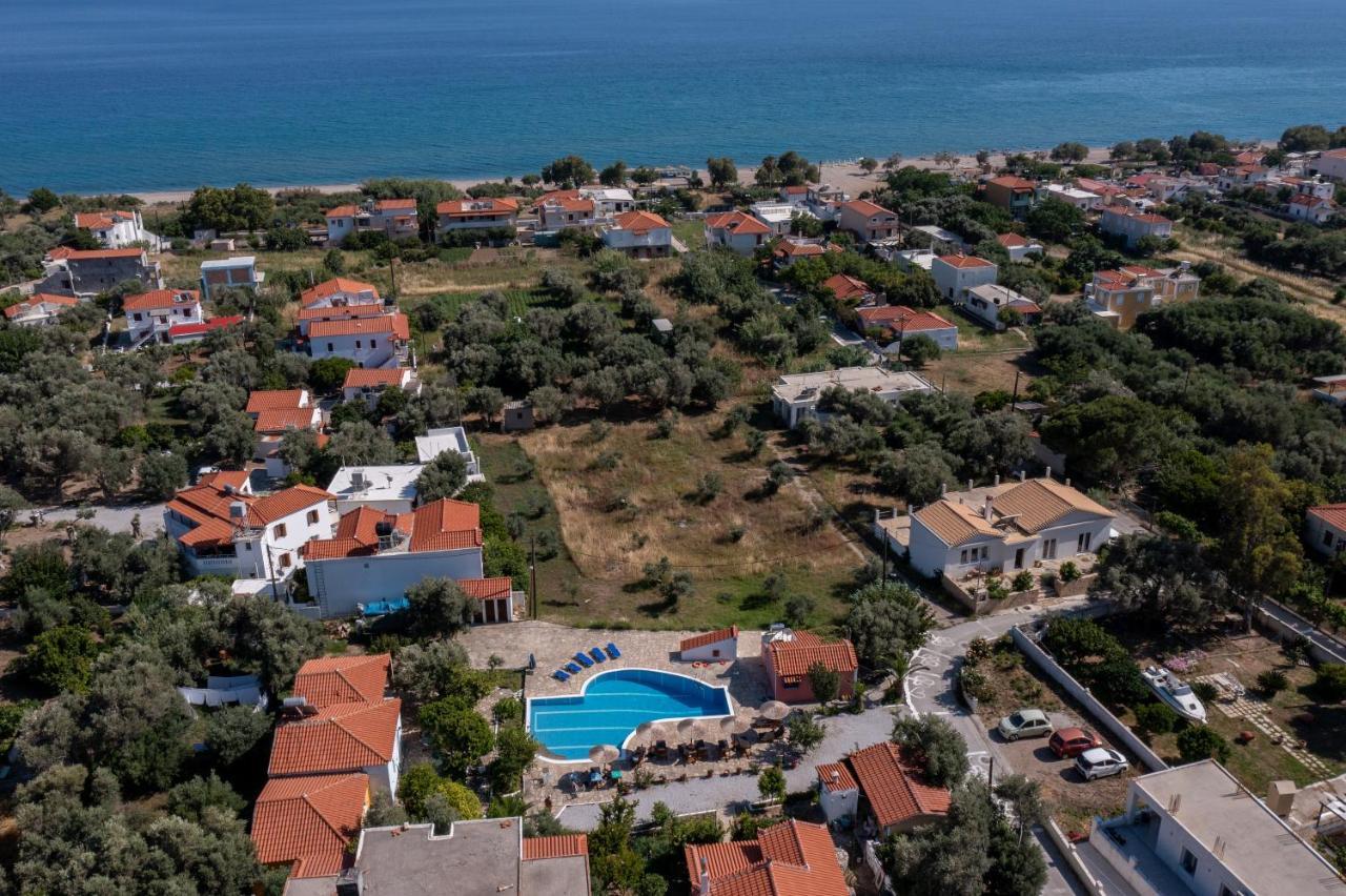 Anastasia Apartments Kampos Marathokampou 外观 照片